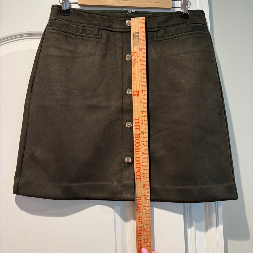 LOFT olive green Button-Front Skirt - Picture 3 of 5
